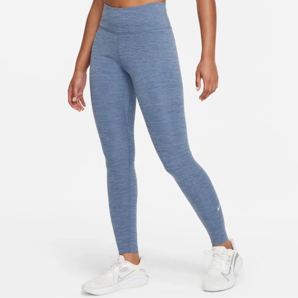 NWT Nike One
Women's High-Rise Blue Leggings. Size Large